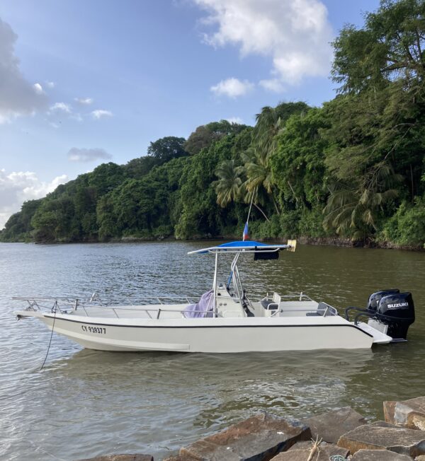 bateau 4 moun max à l'îlet la mère